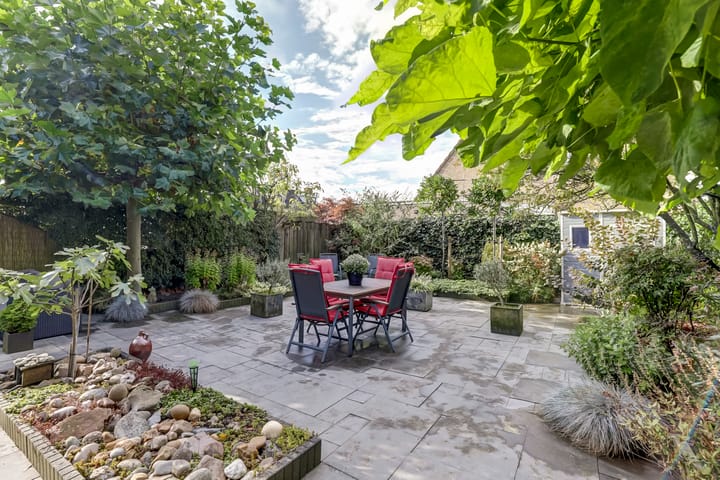 Foto 38 van De Casembrootstraat 5