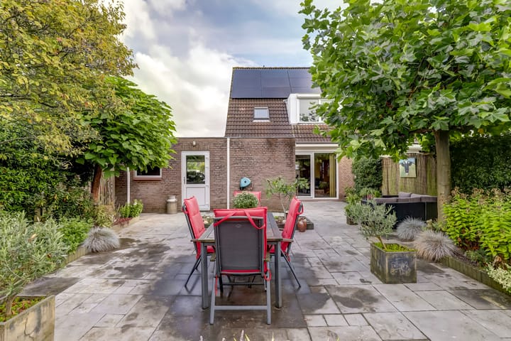 Foto 43 van De Casembrootstraat 5