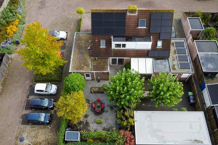 Foto 48 van De Casembrootstraat 5