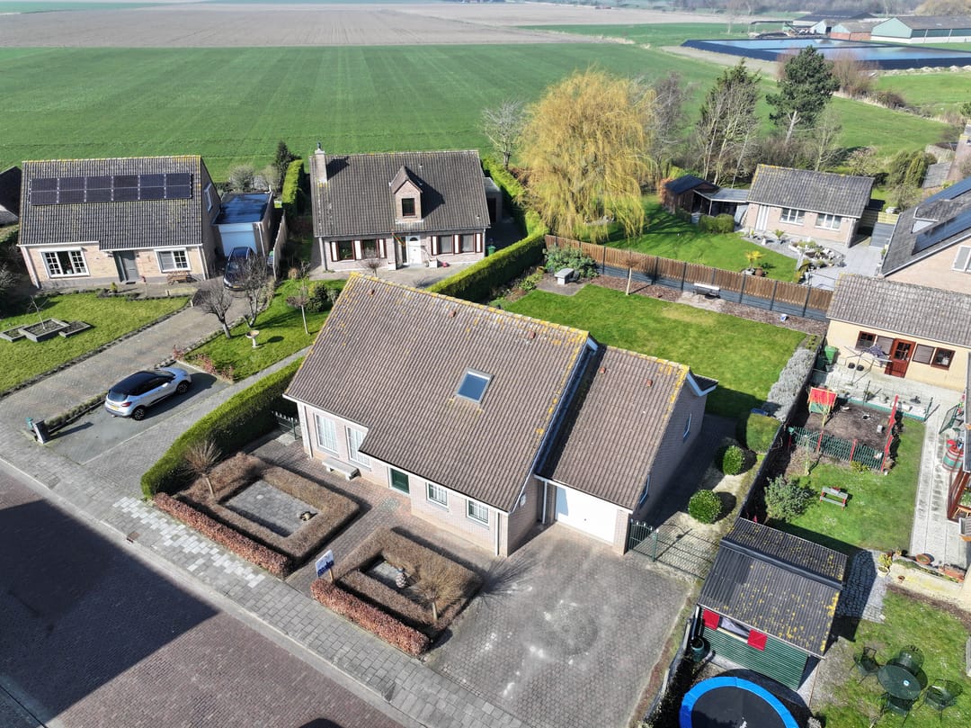 Foto 1 van Pastoor J.A.M. van den Muijsenbergstraat 30