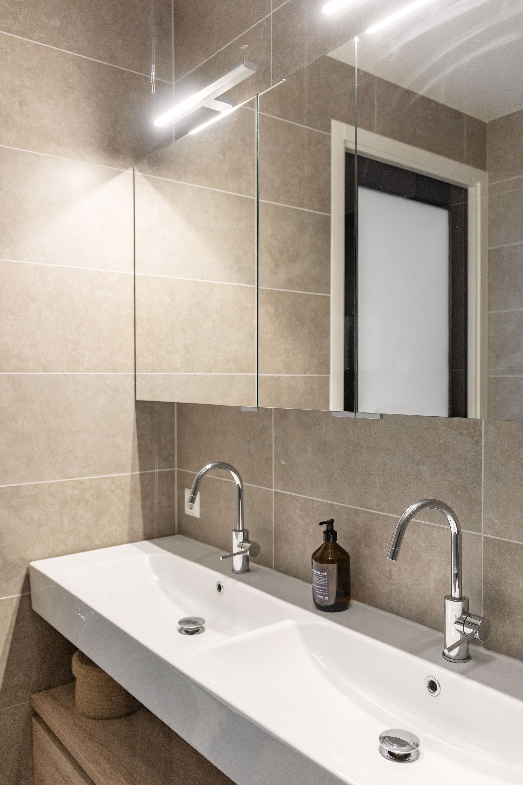 Foto 21 van Cornelis Vermuydenstraat 19