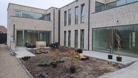 undefined main image