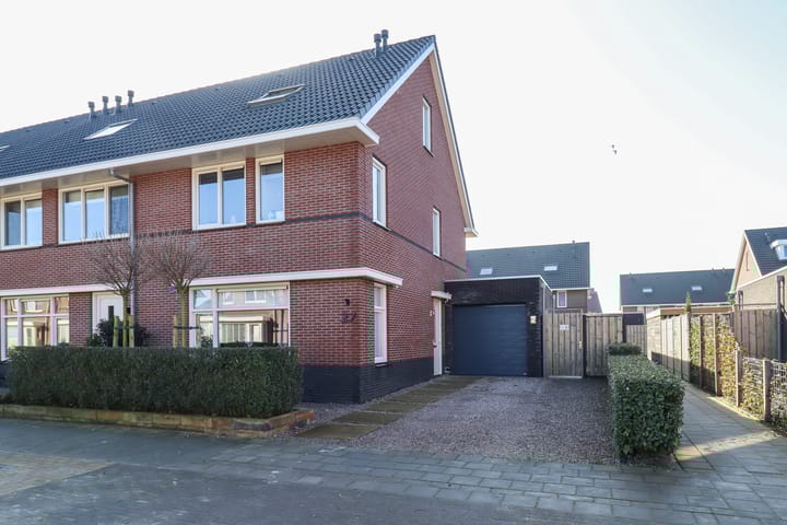 Foto 2 van Oostmeep 27