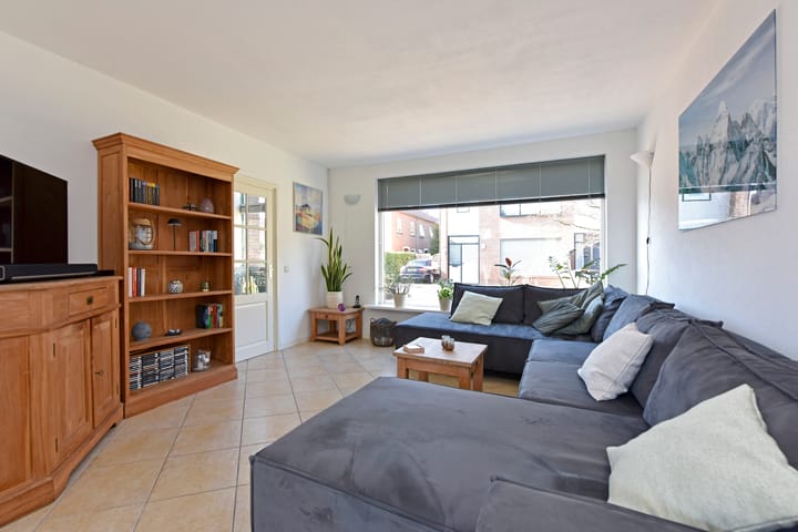 Foto 2 van Meidoornlaan 26