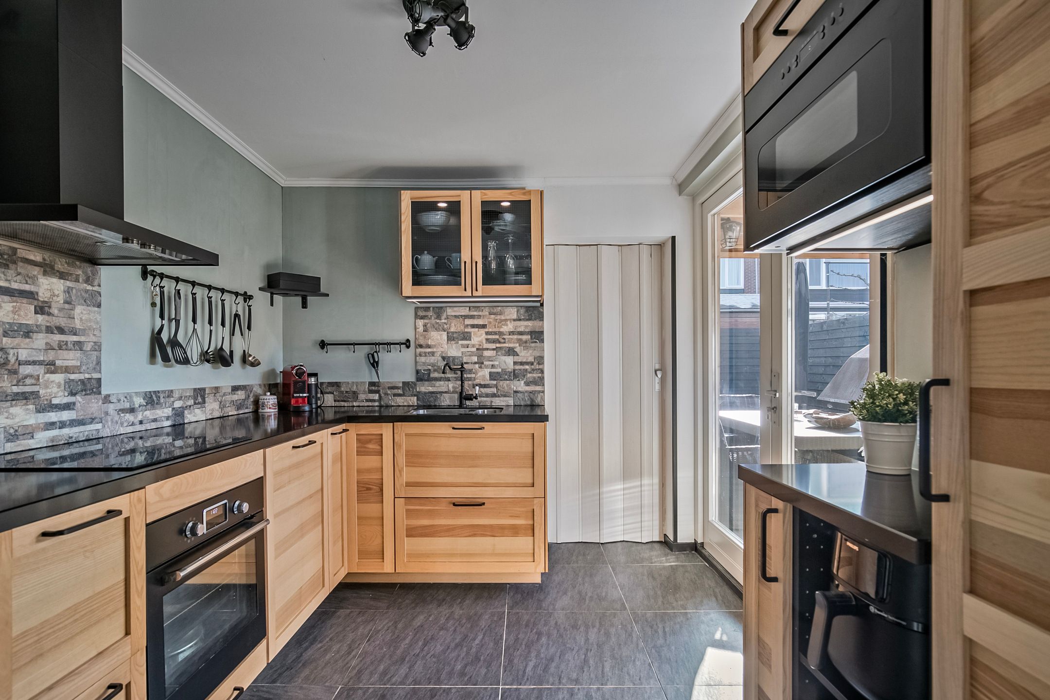 Foto 9 van Paulusweg 85