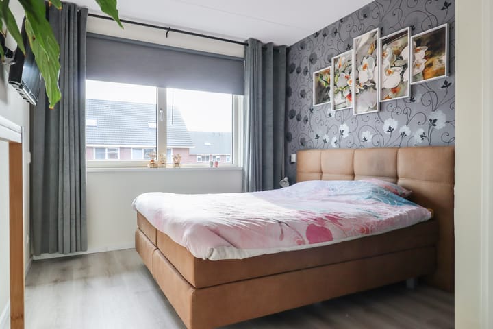 Foto 33 van Oostmeep 27