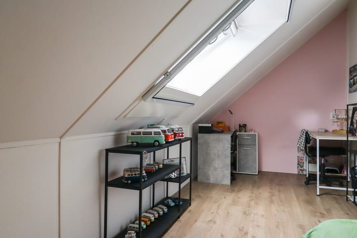 Foto 45 van Oostmeep 27