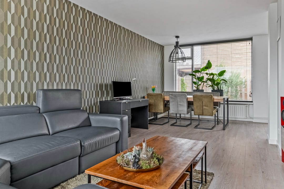 Foto 8 van Mezenhof 15