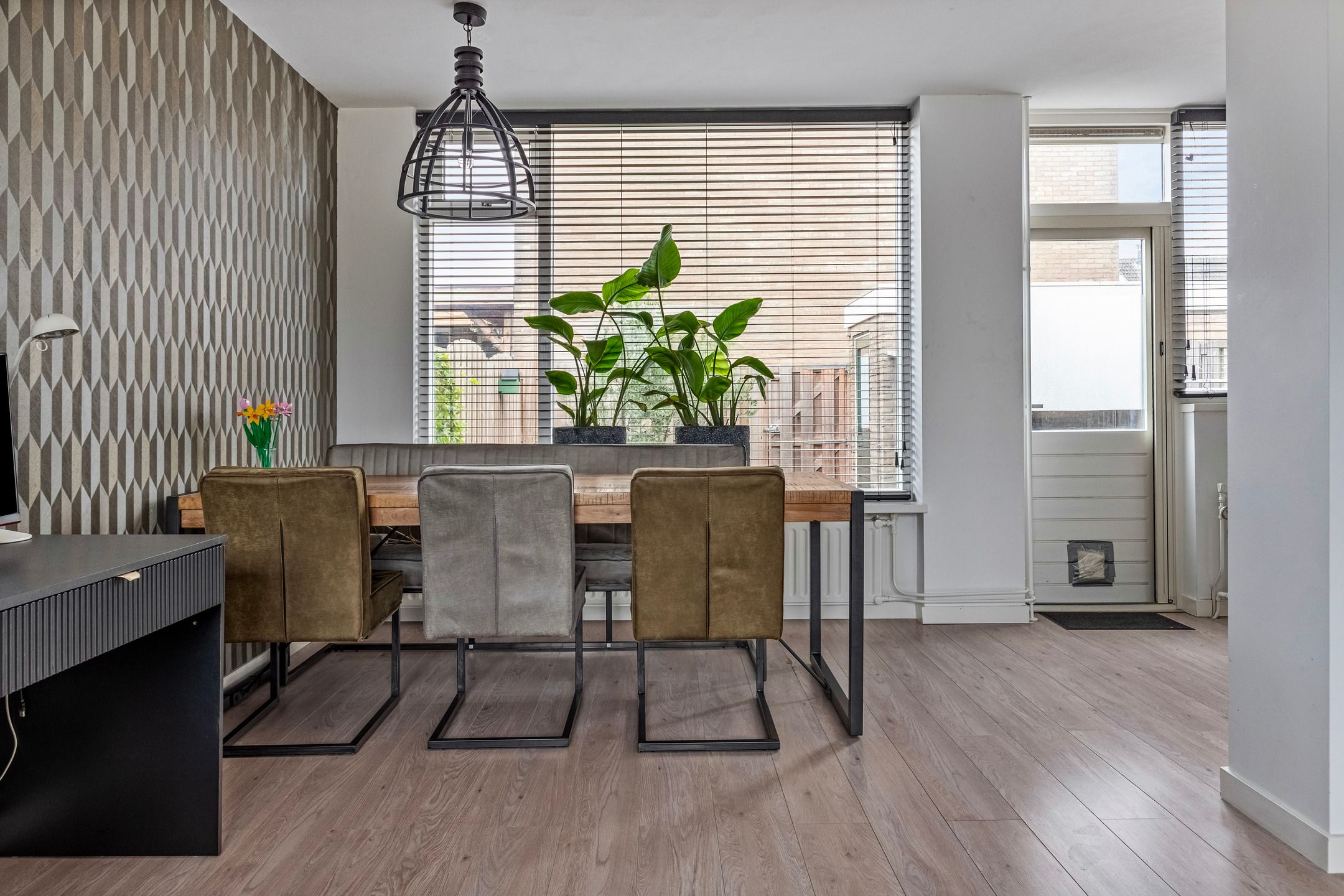 Foto 9 van Mezenhof 15