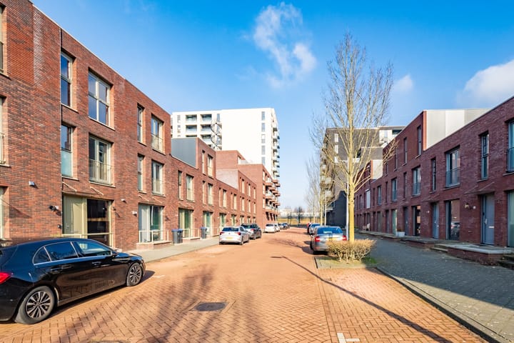 Foto 40 van Gerard Revestraat 21