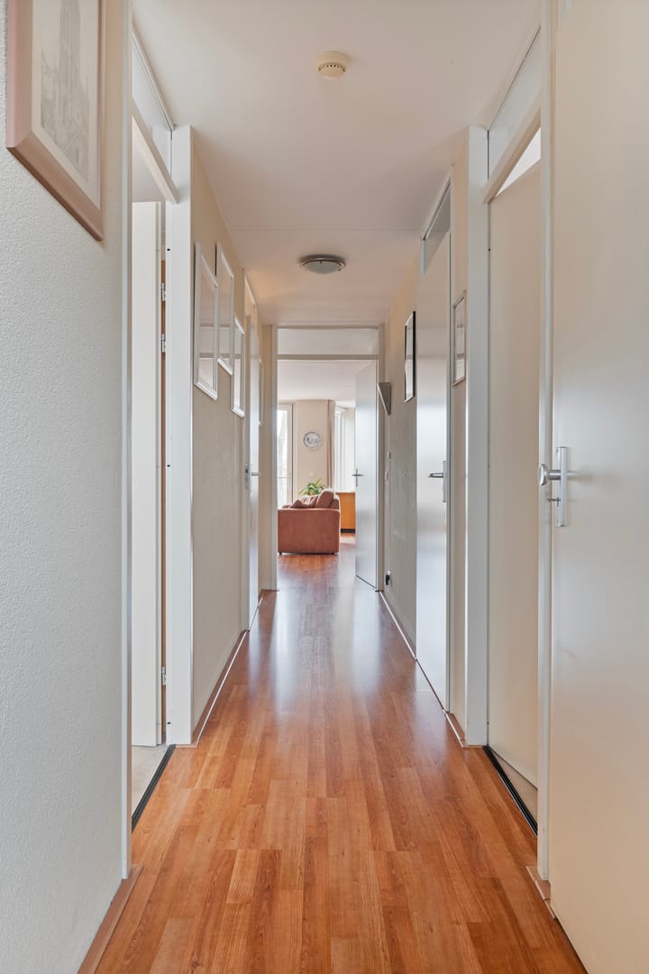 Foto 8 van Spoorstraat 83