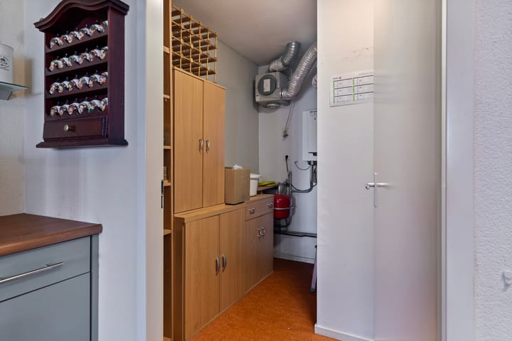 Foto 17 van Spoorstraat 83