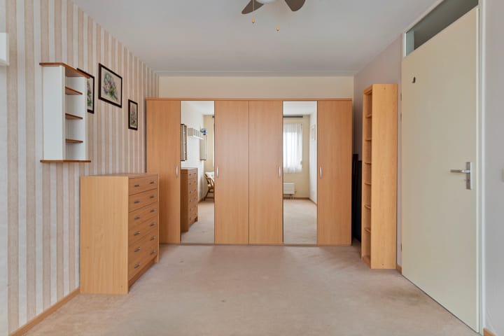 Foto 20 van Spoorstraat 83