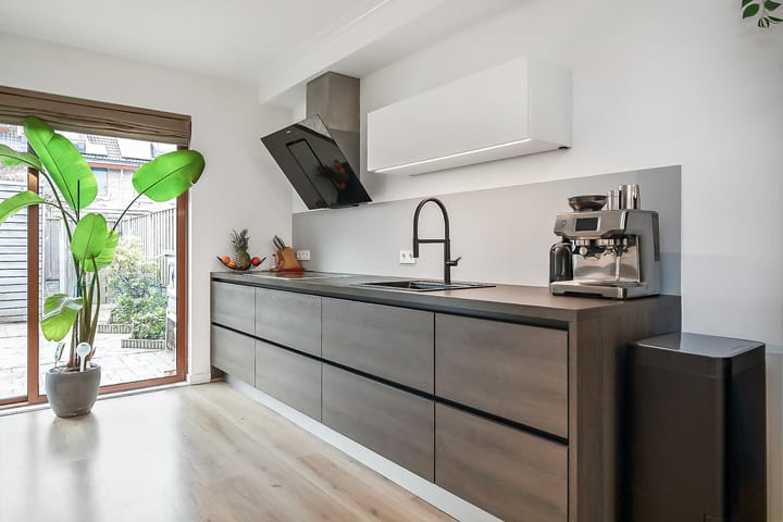 Foto 4 van Brandaris 81