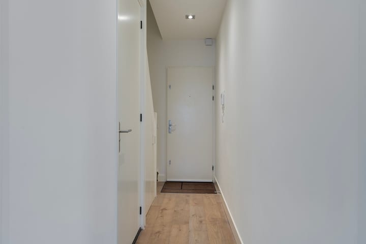 Foto 4 van Van Meursstraat 8