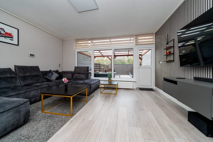 Foto 4 van Merelstraat 5