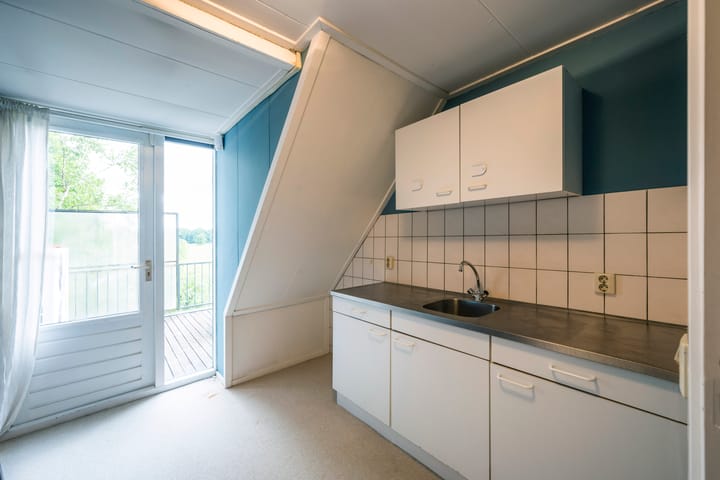 Photo 15 of Leeuwenlaan 8