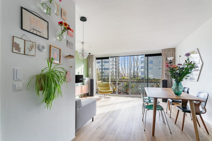 Foto 12 van Borneolaan 344