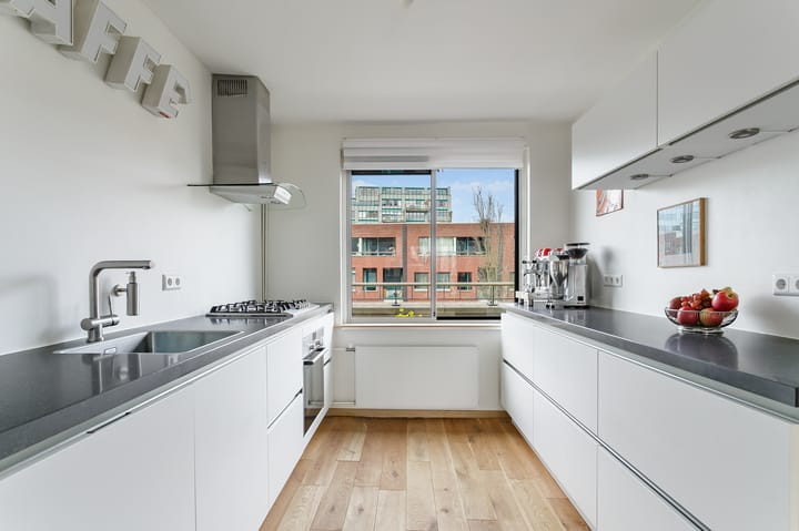 Foto 15 van Borneolaan 344