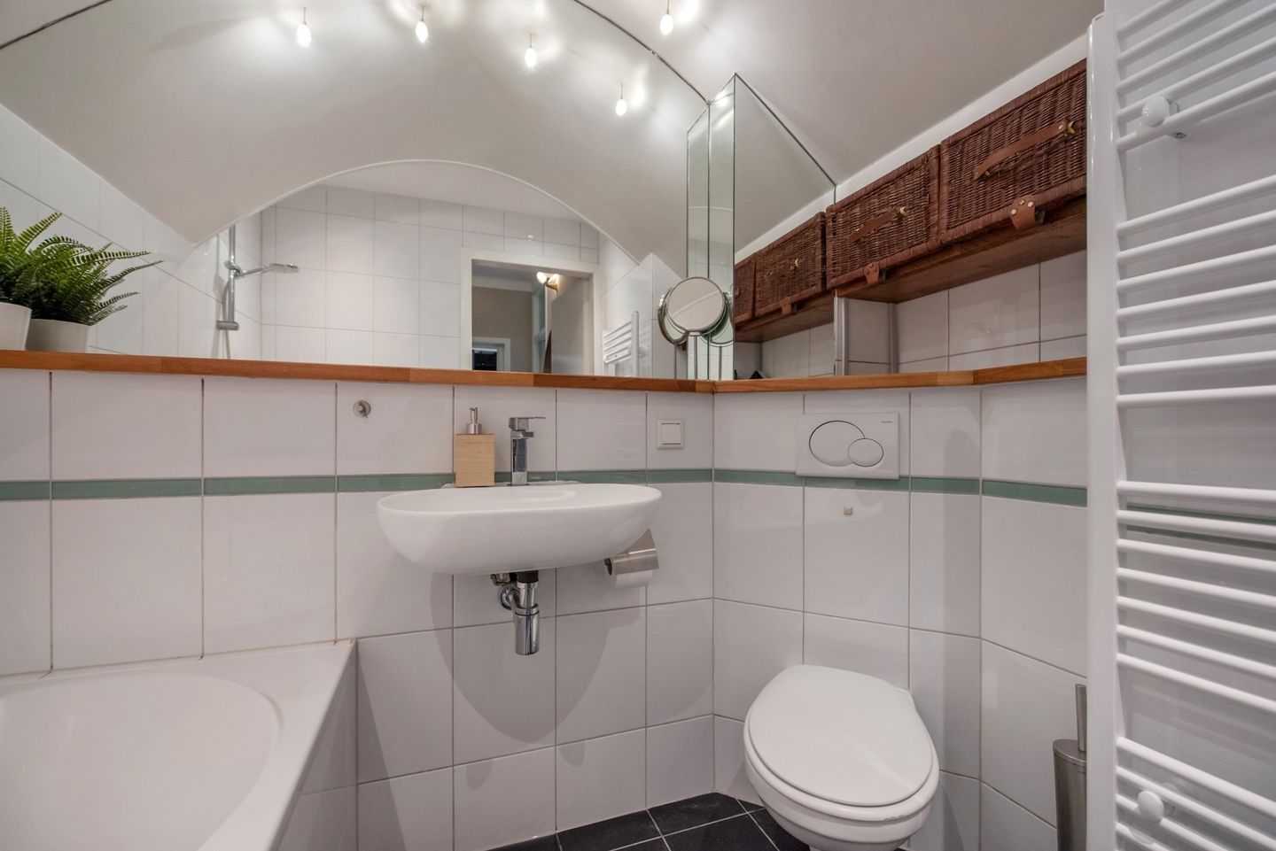 Foto 25 van Frederiklaan 11