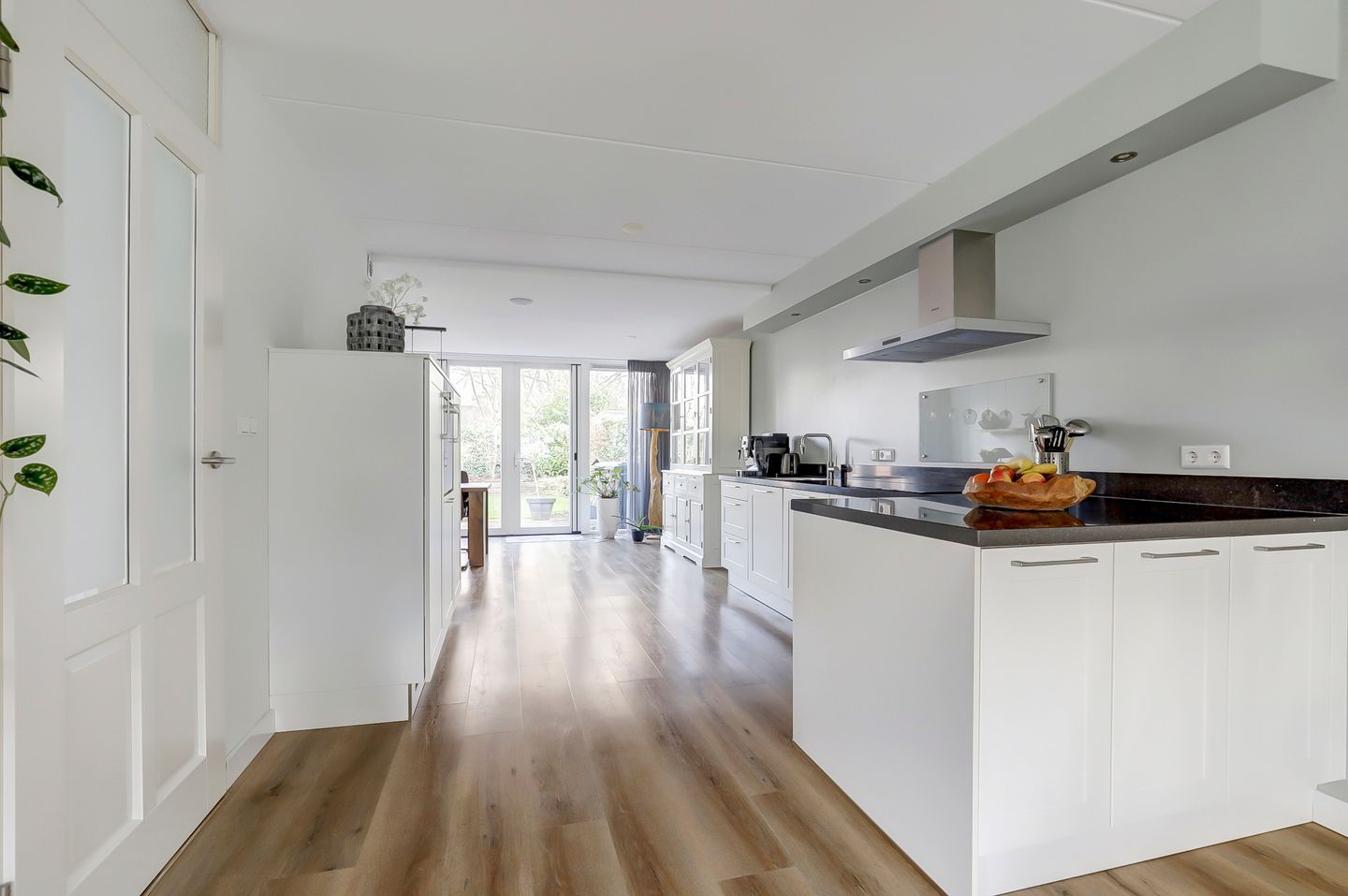 Photo 10 of Offenbachstraat 21