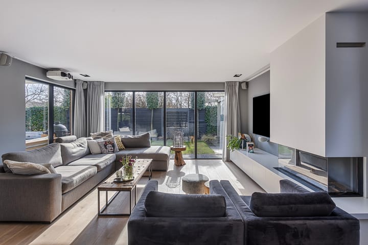 Foto 2 van Brucknerstraat 30