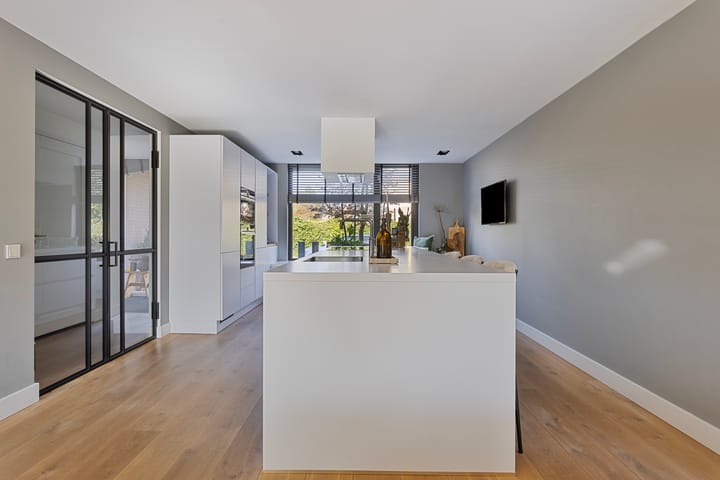 Foto 9 van Brucknerstraat 30