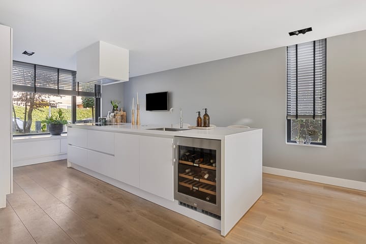 Foto 11 van Brucknerstraat 30