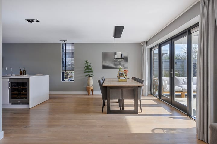 Foto 16 van Brucknerstraat 30