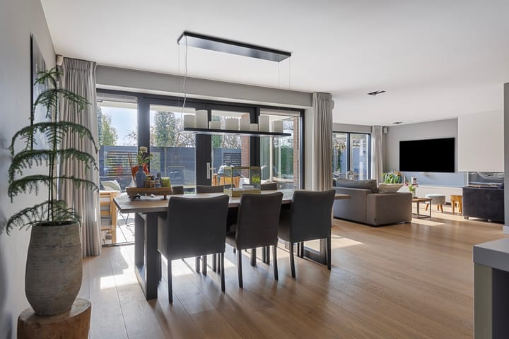 Foto 17 van Brucknerstraat 30