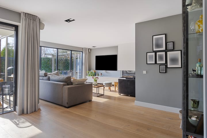 Foto 18 van Brucknerstraat 30