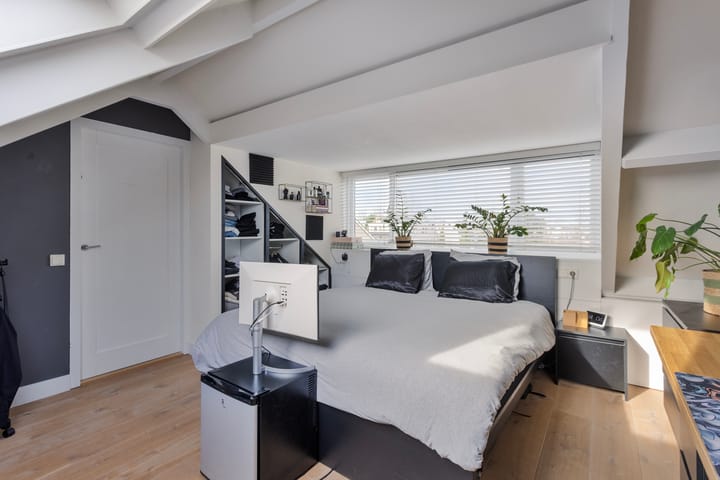 Foto 47 van Brucknerstraat 30