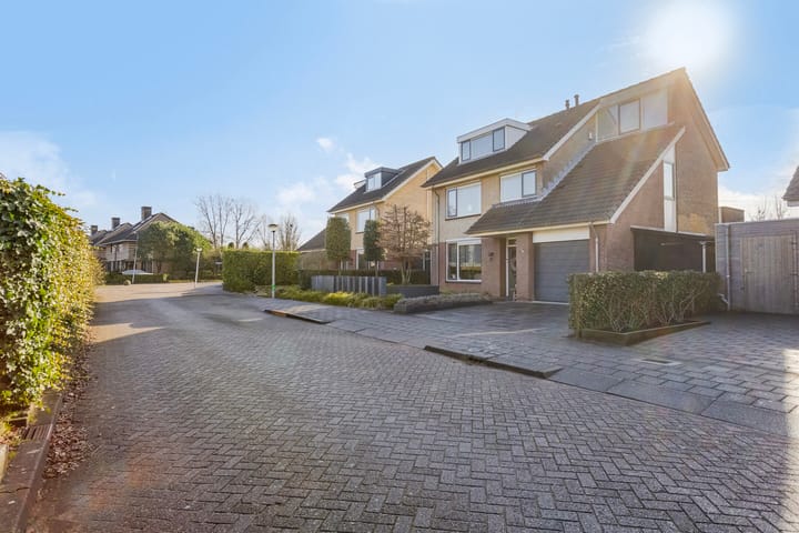 Foto 54 van Brucknerstraat 30