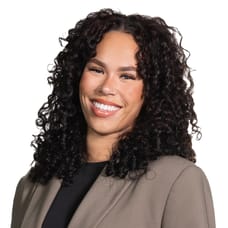 Naomy Poot - Commercieel Medewerker