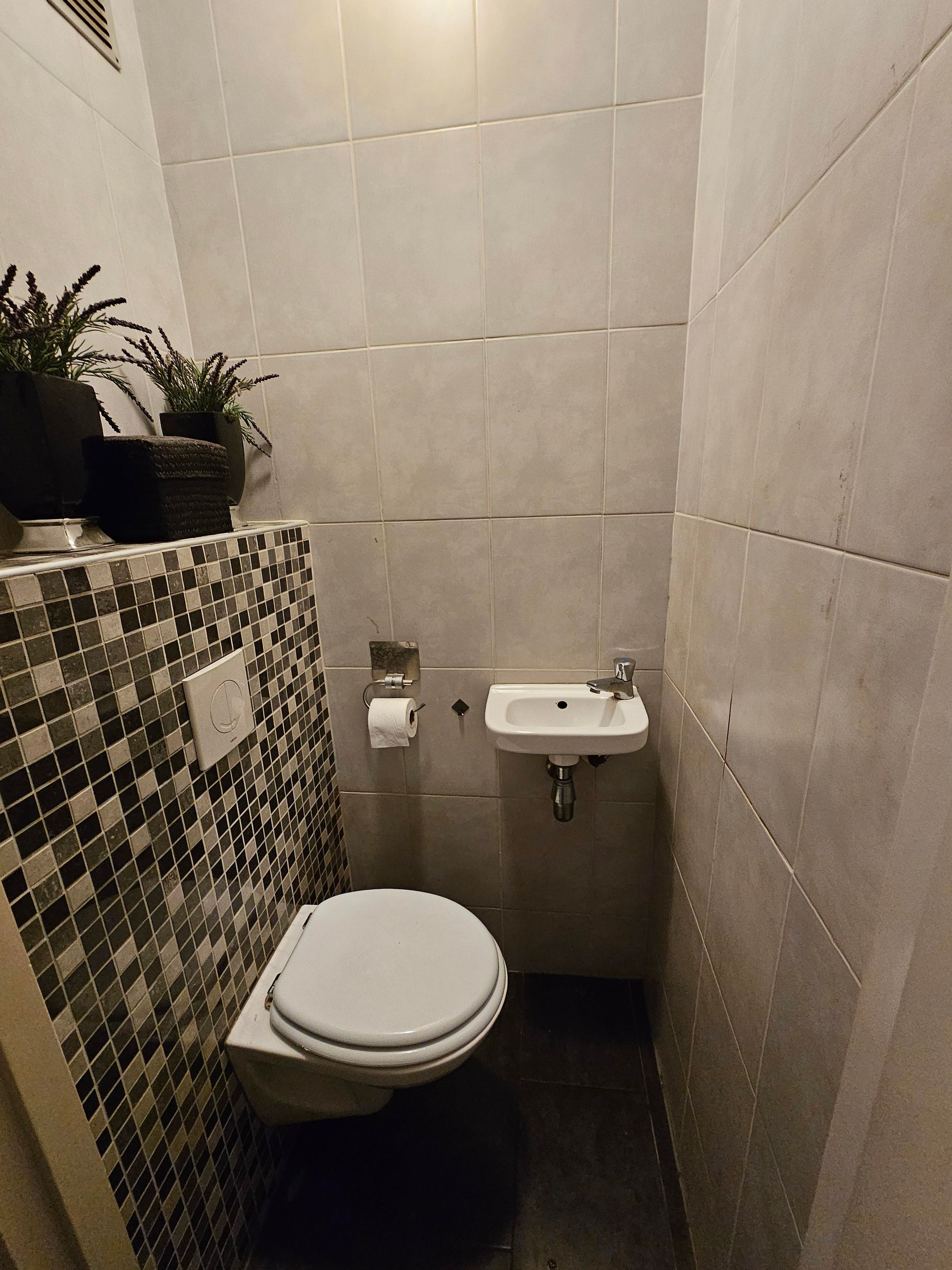 Foto 9 van Donizettistraat 1