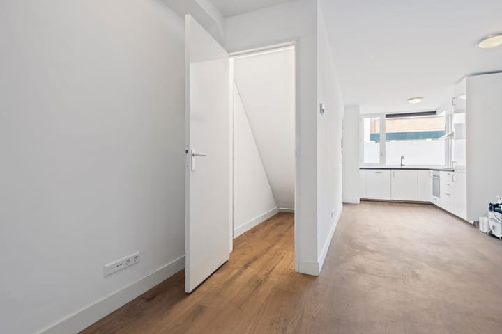 Foto 3 van Reaumurstraat 3