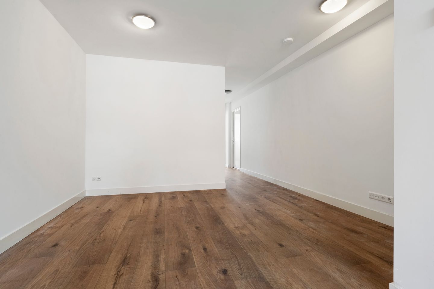 Photo 10 of Reaumurstraat 3