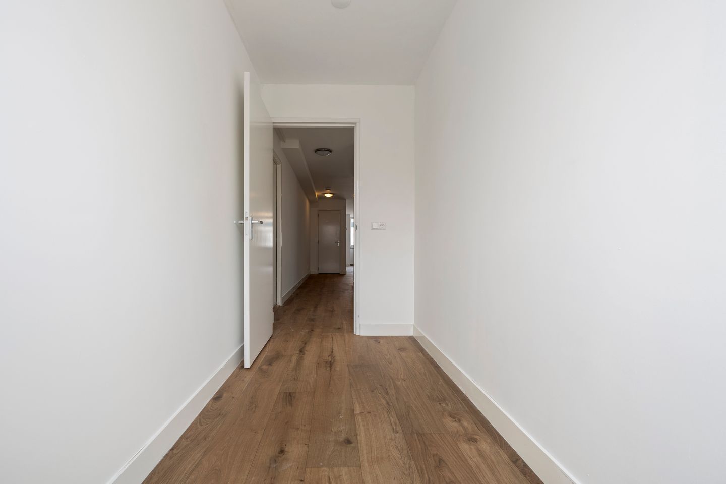 Photo 19 of Reaumurstraat 3