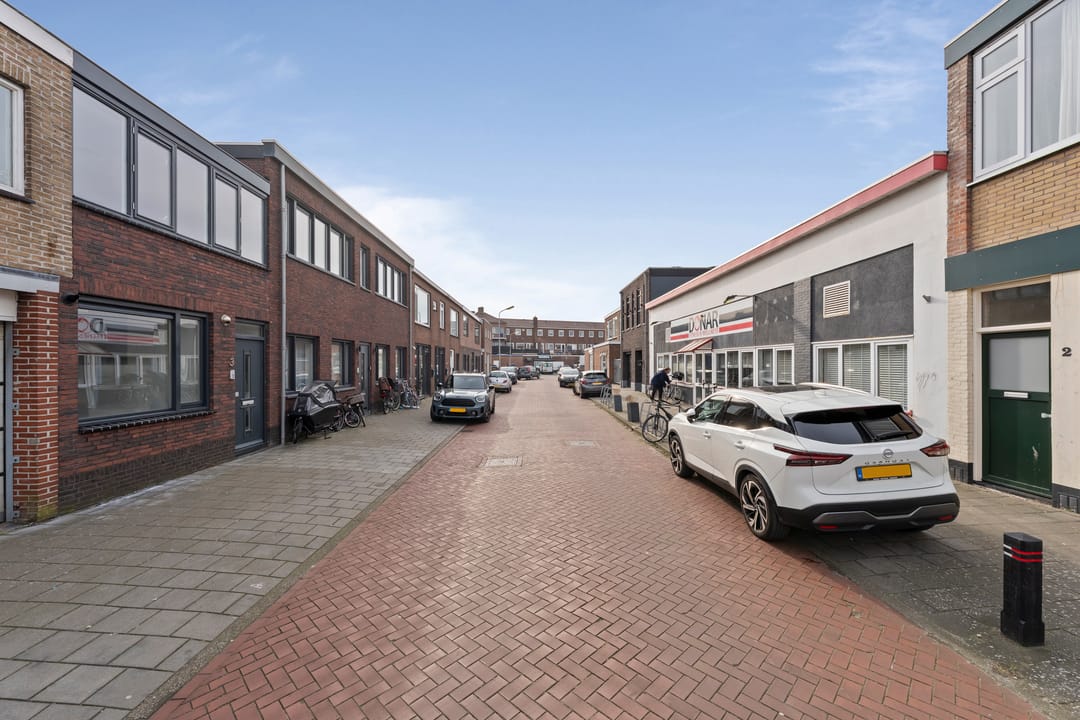 Photo 26 of Reaumurstraat 3