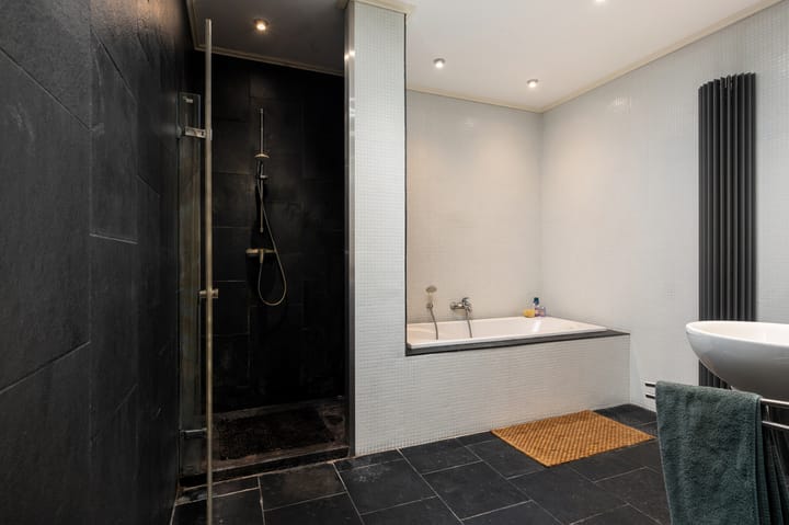 Foto 37 van Erasmusstraat 217