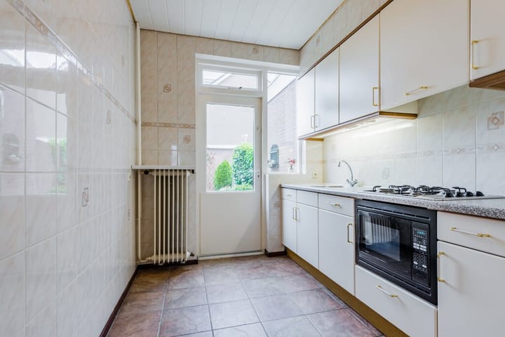 Foto 15 van Pieter Coermanstraat 4