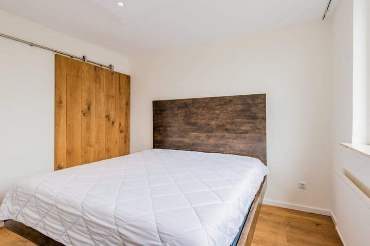 Foto 18 van Pieter Coermanstraat 4