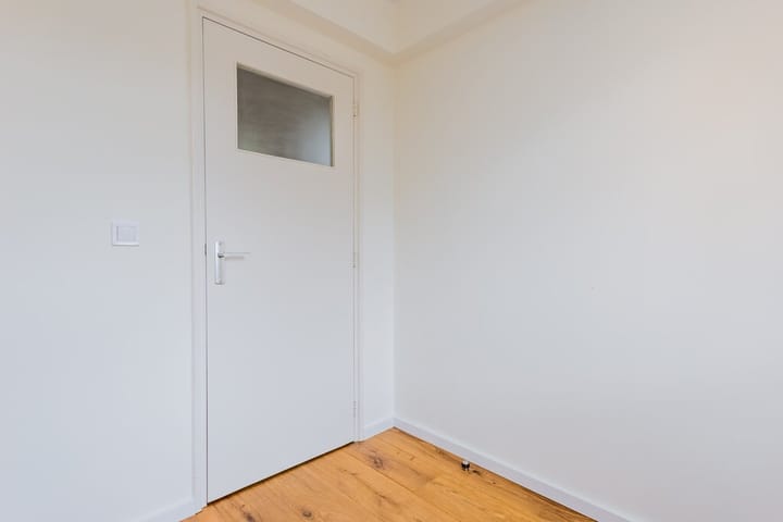 Foto 23 van Pieter Coermanstraat 4