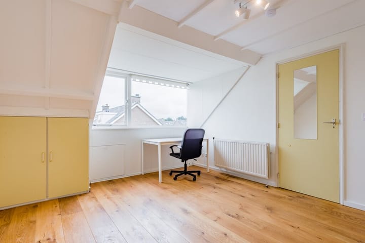 Foto 29 van Pieter Coermanstraat 4