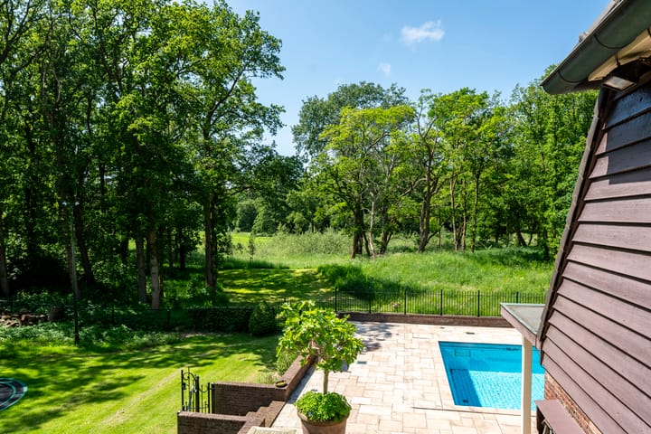 Foto 43 van Leeuwerikenlaan 16