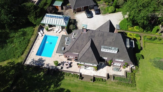 Foto 52 van Leeuwerikenlaan 16