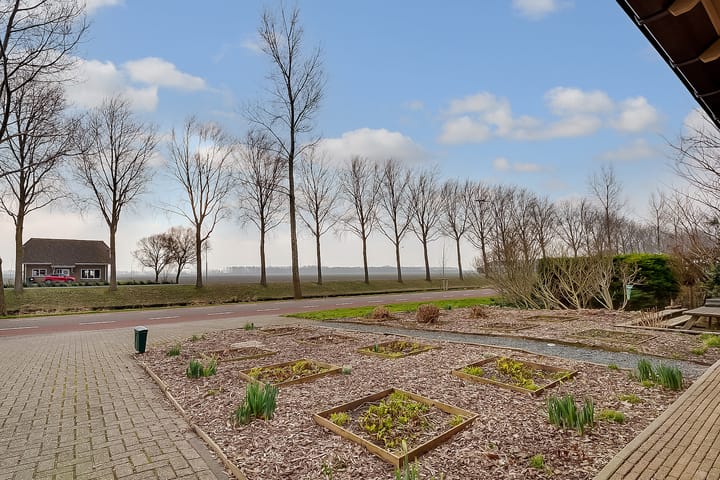 Foto 8 van Hoofdweg 1495