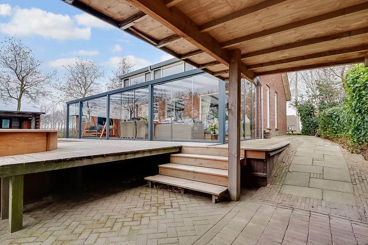 Foto 42 van Hoofdweg 1495