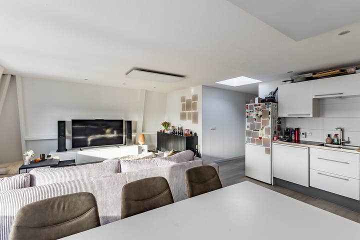 Photo 9 of Egmonderstraatweg 7-B