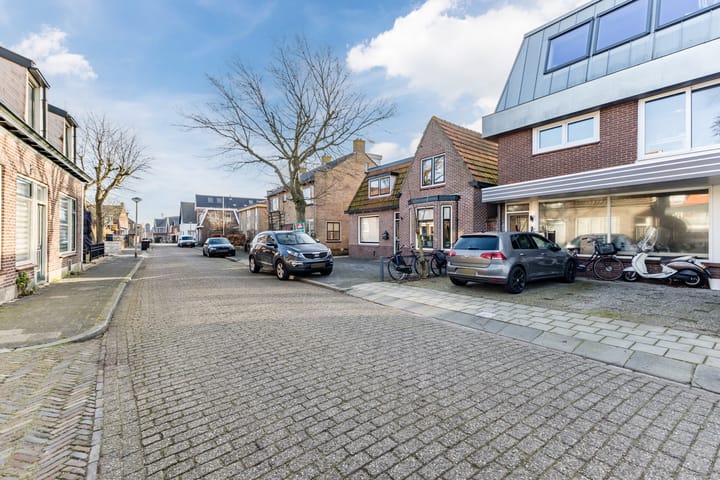 Photo 35 of Egmonderstraatweg 7-B